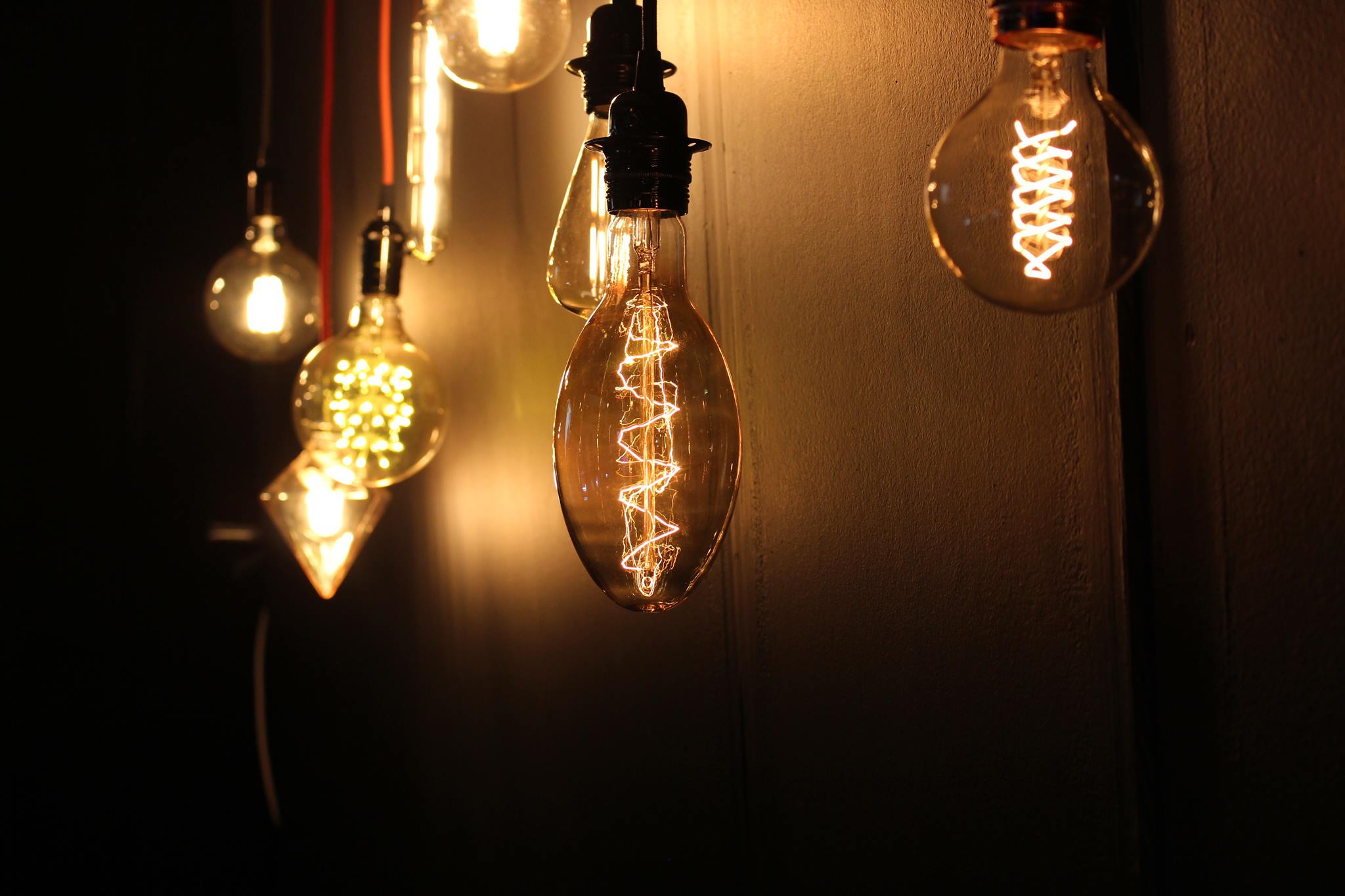 100percent design Kensington olympia london industrial vintage light bulb cluster design with energy saving LED